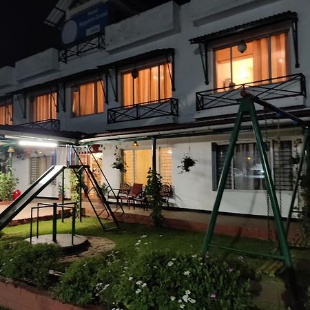 Hotel Sapphire Grand Ooty Extérieur photo