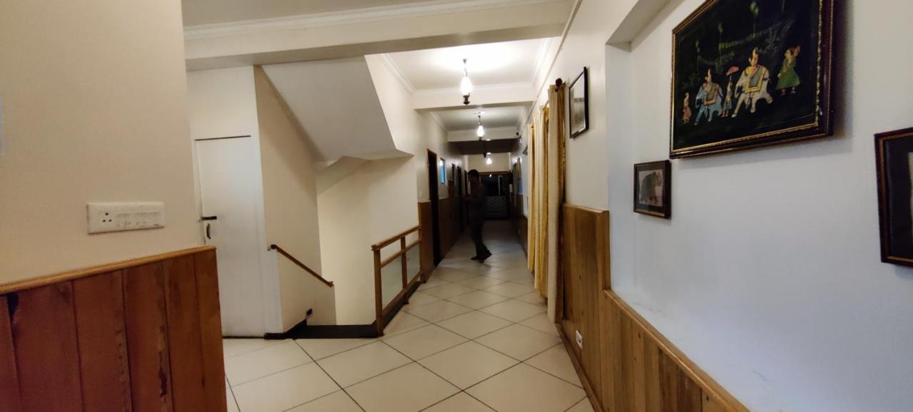 Hotel Sapphire Grand Ooty Extérieur photo