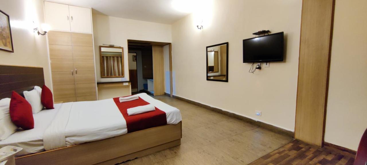 Hotel Sapphire Grand Ooty Extérieur photo